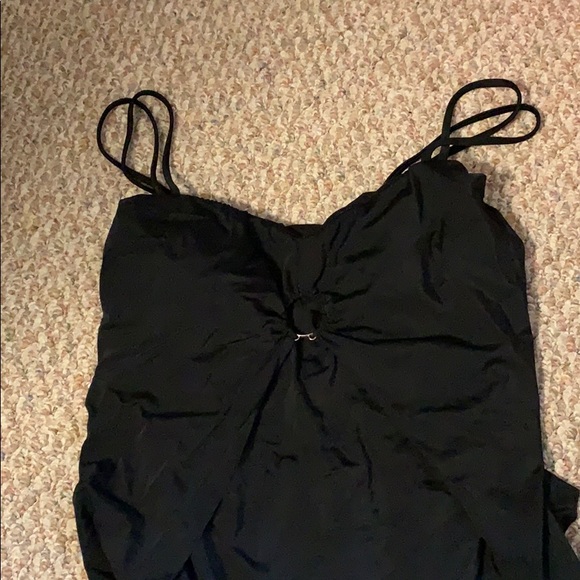 Swim suit - Picture 2 of 8